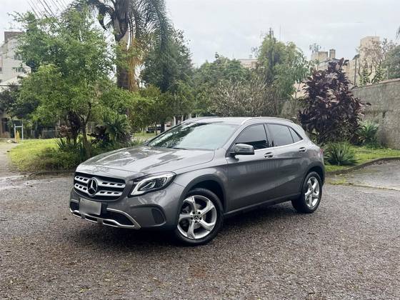 MERCEDES-BENZ GLA 200 1.6 CGI FLEX ADVANCE 7G-DCT
